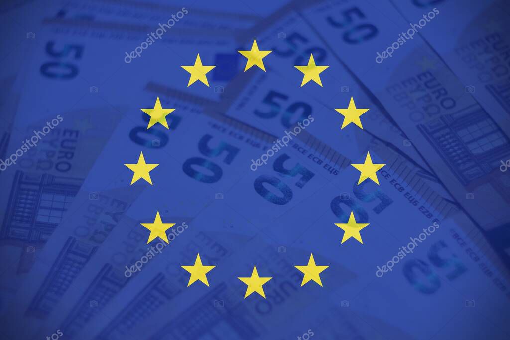 Consulente che presenta una strategia di investimento a un comitato investimenti